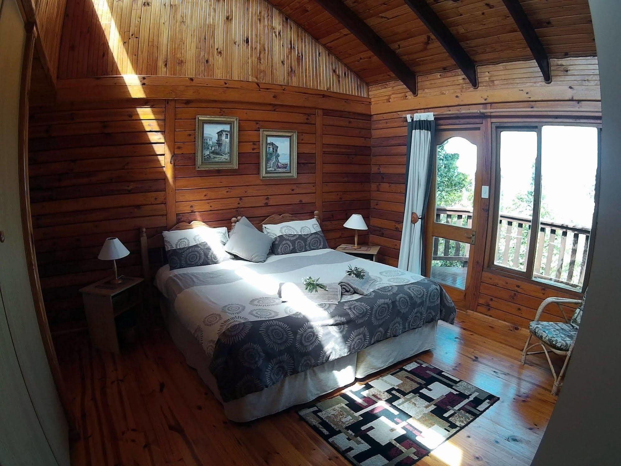 Interlude in Knysna Villa Bagian luar foto